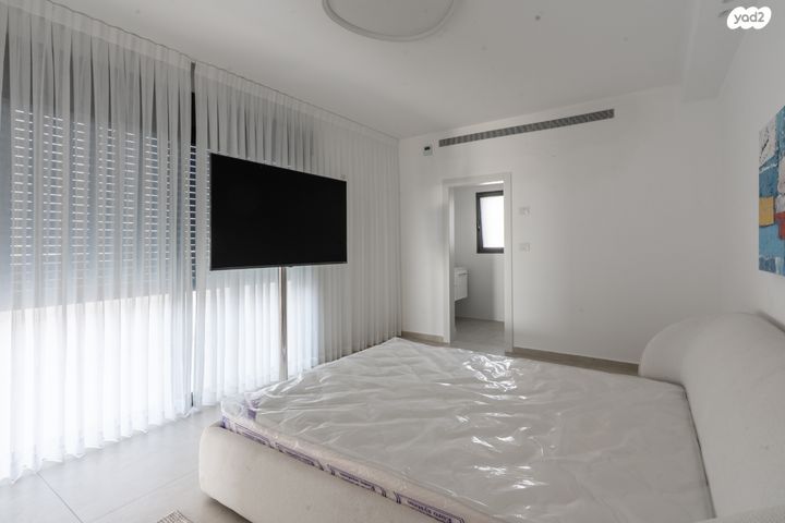 גג/ פנטהאוז, הרצל 47, עיר, מרכז העיר, נהריה