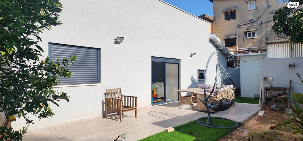 בית פרטי/ קוטג', אברהם שמחי 6, מרמורק, רחובות