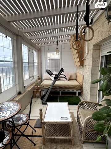 דירה, גרטרוד קראוס 12, גבעת משואה, ירושלים