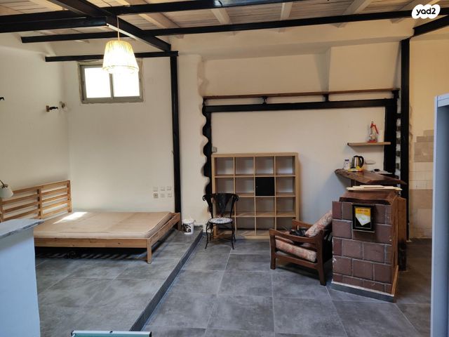 אליזבת ברגנר 10