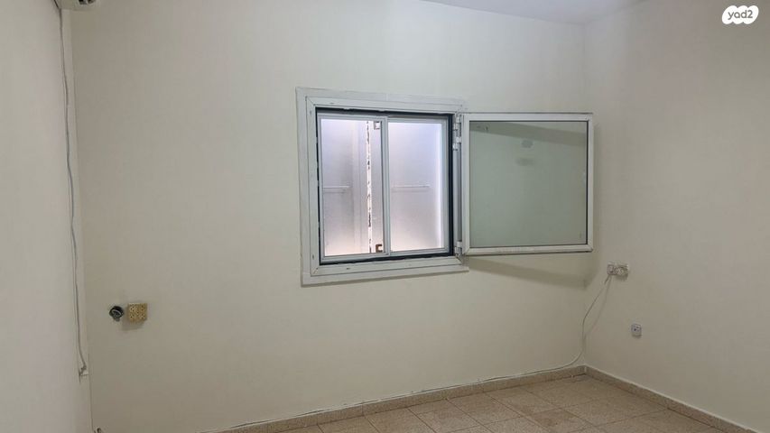 בית פרטי/ קוטג', זיכרון משה 10, אזור תעשיה דורה, שלומי