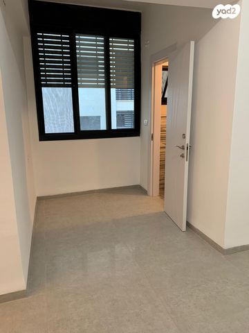 דירה, העצמאות 67, אברמסקי, קרית אתא