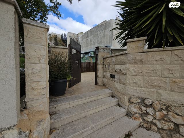 דירת גן, האלונים 36, רמת יקנעם, יקנעם עילית