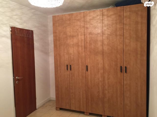 דירה, שמעון בר גיורא 23, שכונה ד', באר שבע