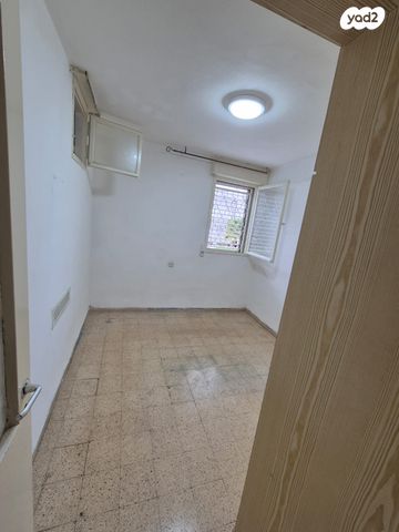 דירה, שדרות מח"ל 33, קרית חיים מערבית, חיפה