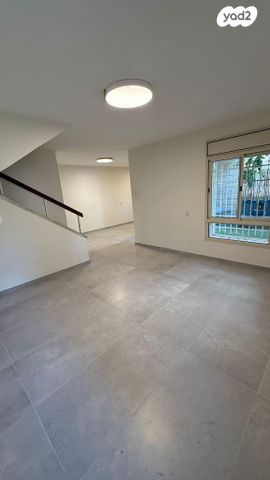 דופלקס, עליית הנוער 14, רמות, ירושלים