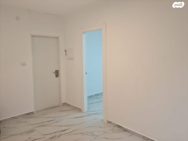 משרדים, יצחק שדה 34, מונטיפיורי, הרכבת, תל אביב יפו