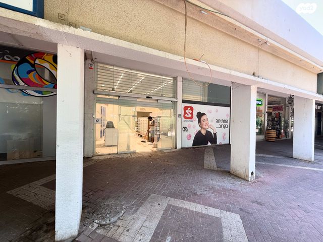חנויות/ שטח מסחרי, טאגור 38, נווה אביבים, תל אביב יפו