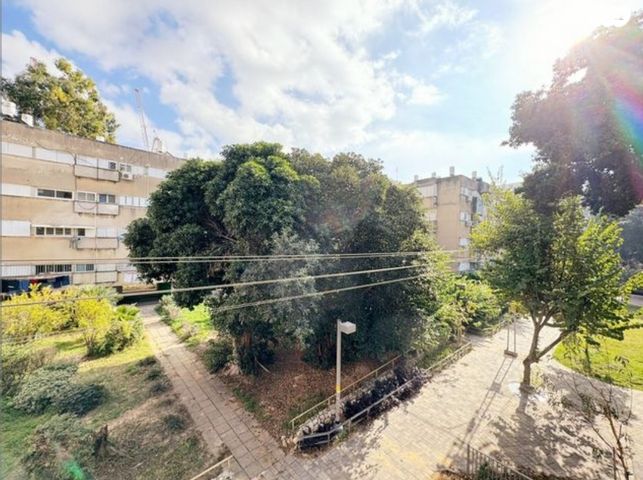 דירה, דרך הטייסים 84, נווה חן, תל אביב יפו