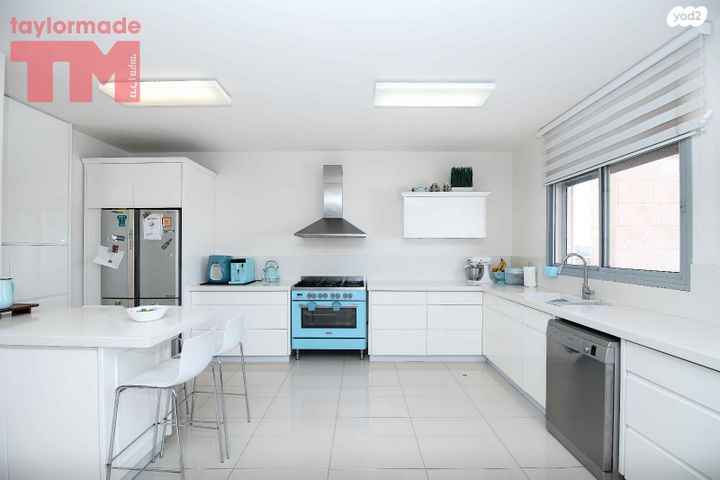 גג/ פנטהאוז, פרדס חנה כרכור