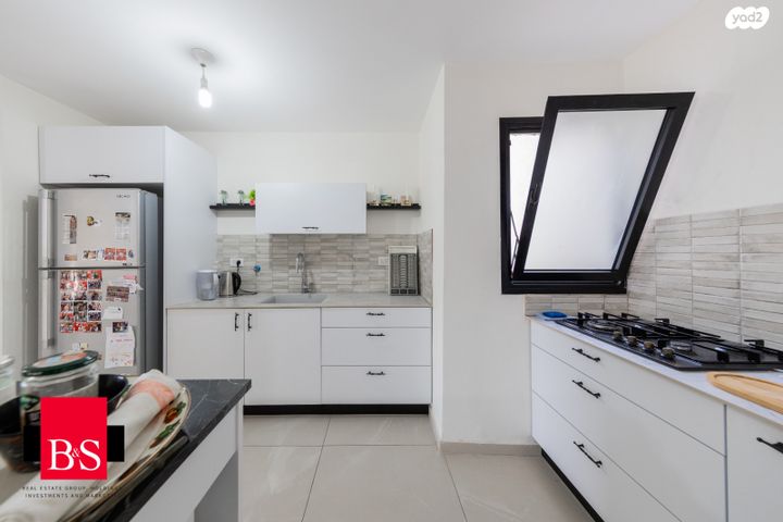 דירה, ישראל זנגוויל 43, צפון מזרח מרכז העיר, נתניה