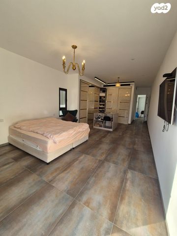 בית פרטי/ קוטג', עליזה בגין, כלניות, באר שבע