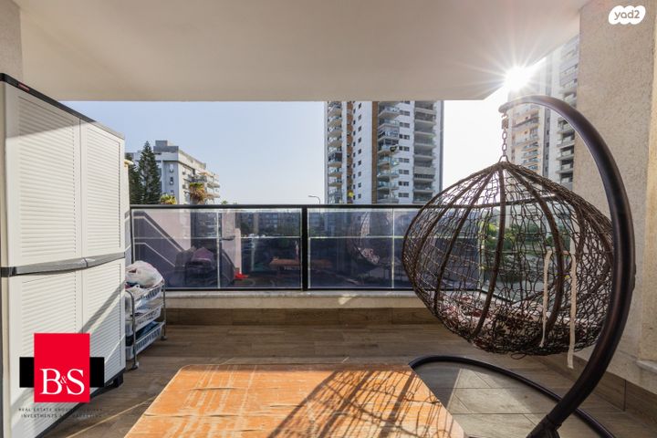 דירה, ישראל זנגוויל 43, צפון מזרח מרכז העיר, נתניה