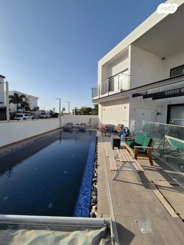 בית פרטי/ קוטג', עליזה בגין, כלניות, באר שבע