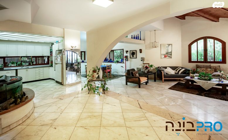 רמז, מערב ותיק