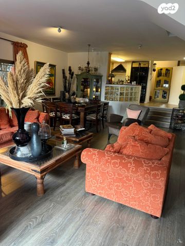 דירת גן, רמת גולדה, חיפה