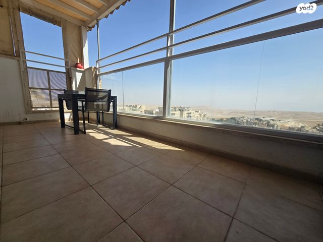 דירה, הרכס, נופי סלע, מעלה אדומים