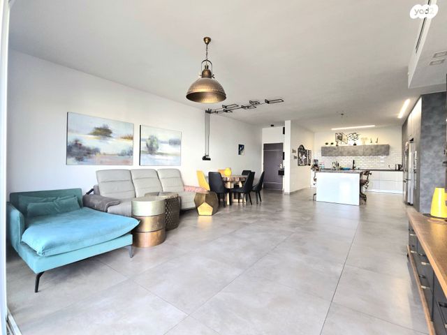 דופלקס, תל חי 71, מזרחי א, כפר סבא