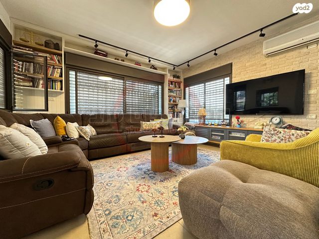 בית פרטי/ קוטג', רקפת, שאר העיר, כפר תבור