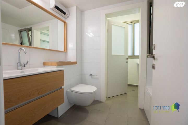 דירה, חיים בר לב, קרית קריניצי, רמת גן