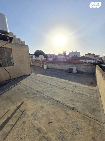 דופלקס, הצנחנים 17, עמידר, בת ים