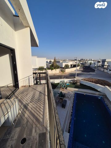 בית פרטי/ קוטג', עליזה בגין, כלניות, באר שבע