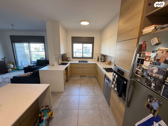 דירה, הנרייטה סאלד 10, קרית גת