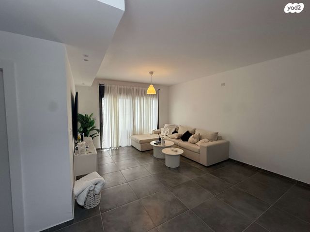 דירה, ליבנה, יצחק שמיר, נהריה