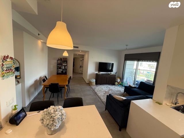 דירה, הנרייטה סאלד 10, קרית גת