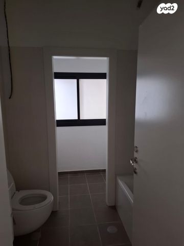 דירת גן, מרכז העיר דרום, נתניה