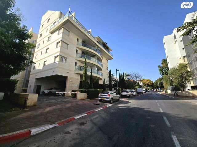 דופלקס, תל חי 71, מזרחי א, כפר סבא