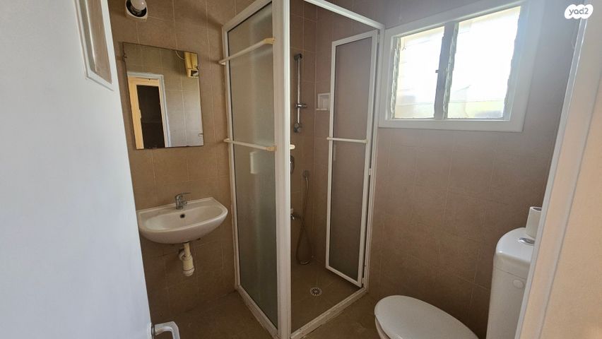 דירת גן, קפלן, קרית אונו