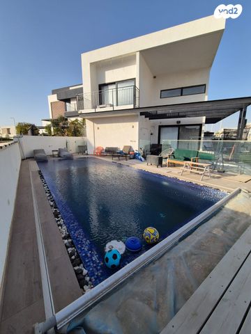 בית פרטי/ קוטג', עליזה בגין, כלניות, באר שבע