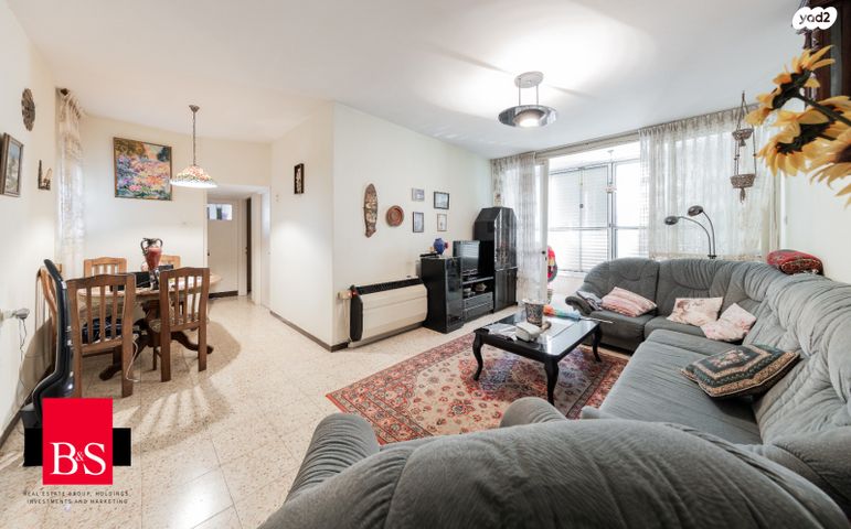 לוי אשכול 25