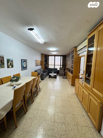 דירה, דוד פרנקפורטר, לב המושבה / מרכז העיר, פתח תקווה