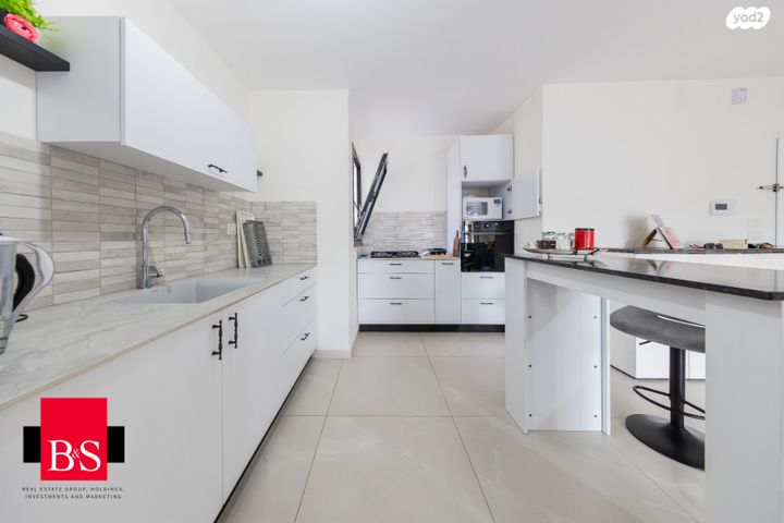 דירה, ישראל זנגוויל 43, צפון מזרח מרכז העיר, נתניה