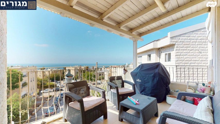 דירה, חרוב, כרמל מערבי, חיפה