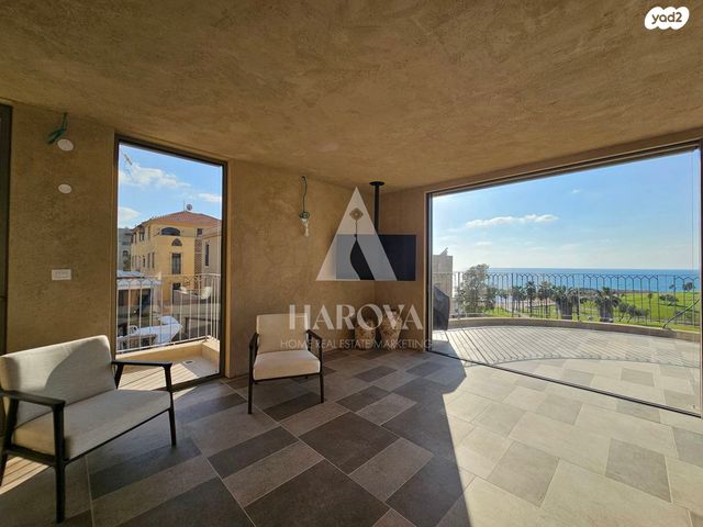 גג/ פנטהאוז, קדם, עג'מי, גבעת העליה, תל אביב יפו