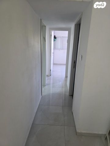 דירה, משה יוליש, אשקלון