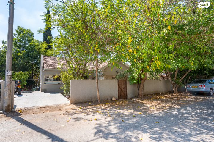 בית פרטי/ קוטג', פרדס חנה כרכור