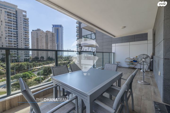 דירה, נתן יונתן, עיר ימים, נתניה