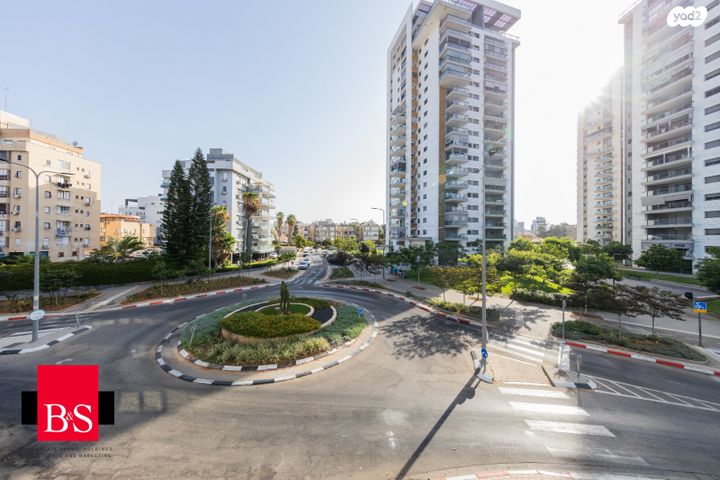 דירה, ישראל זנגוויל 43, צפון מזרח מרכז העיר, נתניה