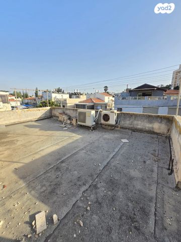 דופלקס, הצנחנים 17, עמידר, בת ים