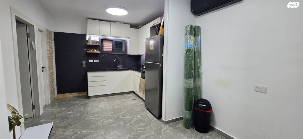 דירה, מאה שערים, גאולה, ירושלים