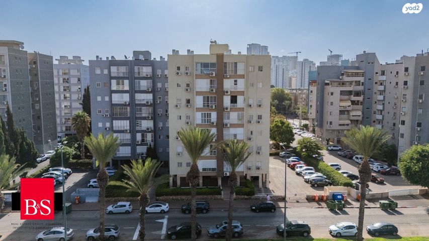 דירה, לוי אשכול 25, נאות שקד, נתניה