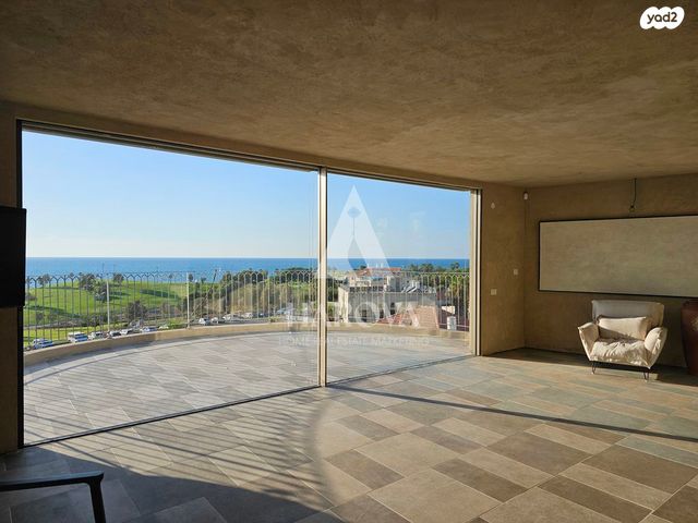 גג/ פנטהאוז, קדם, עג'מי, גבעת העליה, תל אביב יפו