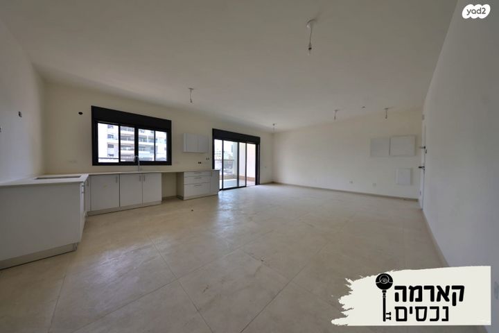 דירה, העצמאות, מרכז העיר, קרית אתא