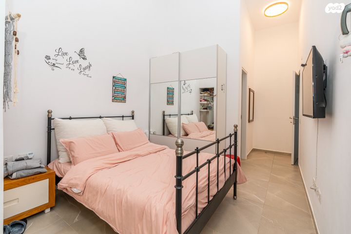 דירת גן, אור ים, אור עקיבא