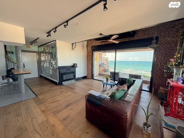 שדרות בת גלים 15