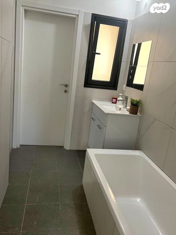 דירה, המשוט, נאות רבין, יבנה